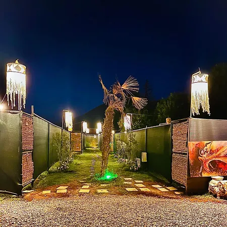 Pera Line Kayakoey Φετιγιέ